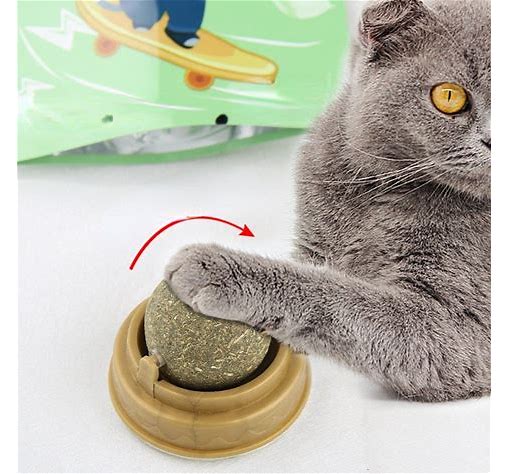 Catnip Ball with Sticker